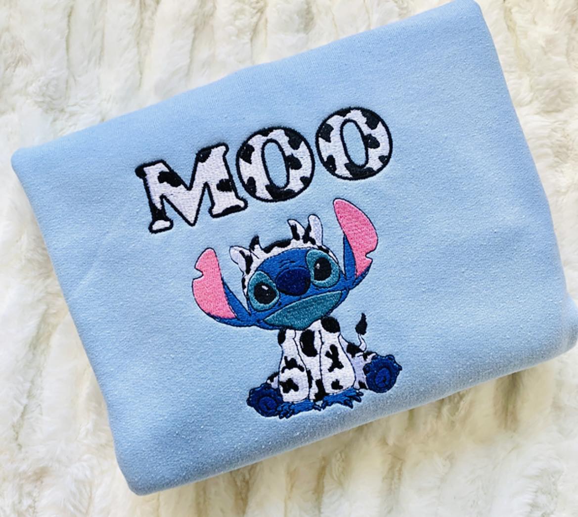 MOO Blue Alien embroidered Sweatshirt