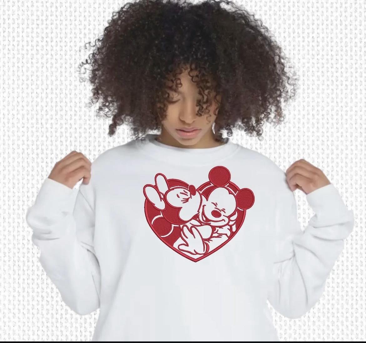 Mickey & Minnie Love embroidered Sweatshirt