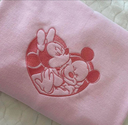 Mickey & Minnie Love embroidered Sweatshirt